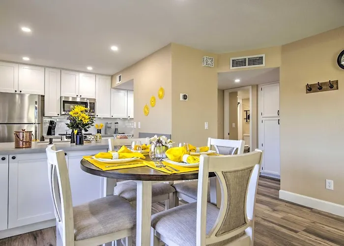 Pool + Hot Tub! Snowbird Escape In Phoenix Area Holiday home
