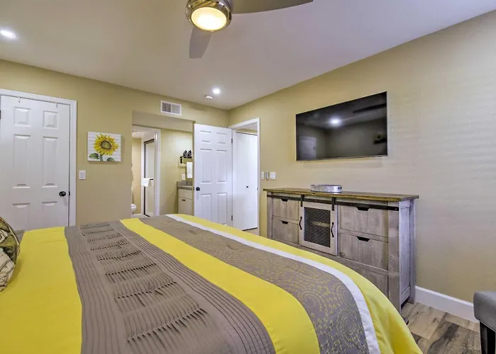 Pool + Hot Tub! Snowbird Escape In Phoenix Area Mesa